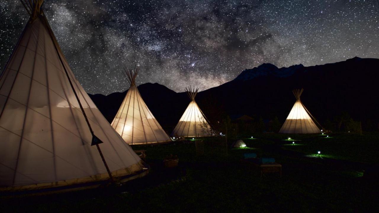 Dreamcatcher Tipi Hotel Gardiner Exteriör bild